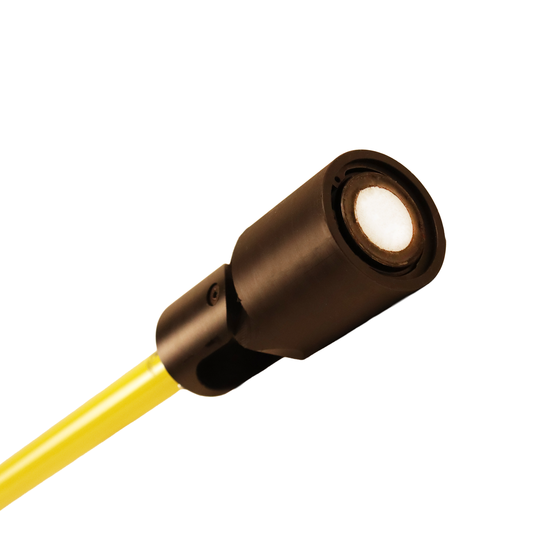 Operador utilizando o Bastão Balizador On/Off CG para direcionar carga metálica com precisão, mantendo distância segura da zona de risco.