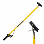 Thumbnail of http://Operador%20utilizando%20o%20Bastão%20Fura%20Bag%20AGMOV%20para%20perfurar%20o%20fundo%20do%20BAG%20mantendo%20distância%20segura%20e%20evitando%20exposição%20direta%20à%20linha%20de%20fogo.