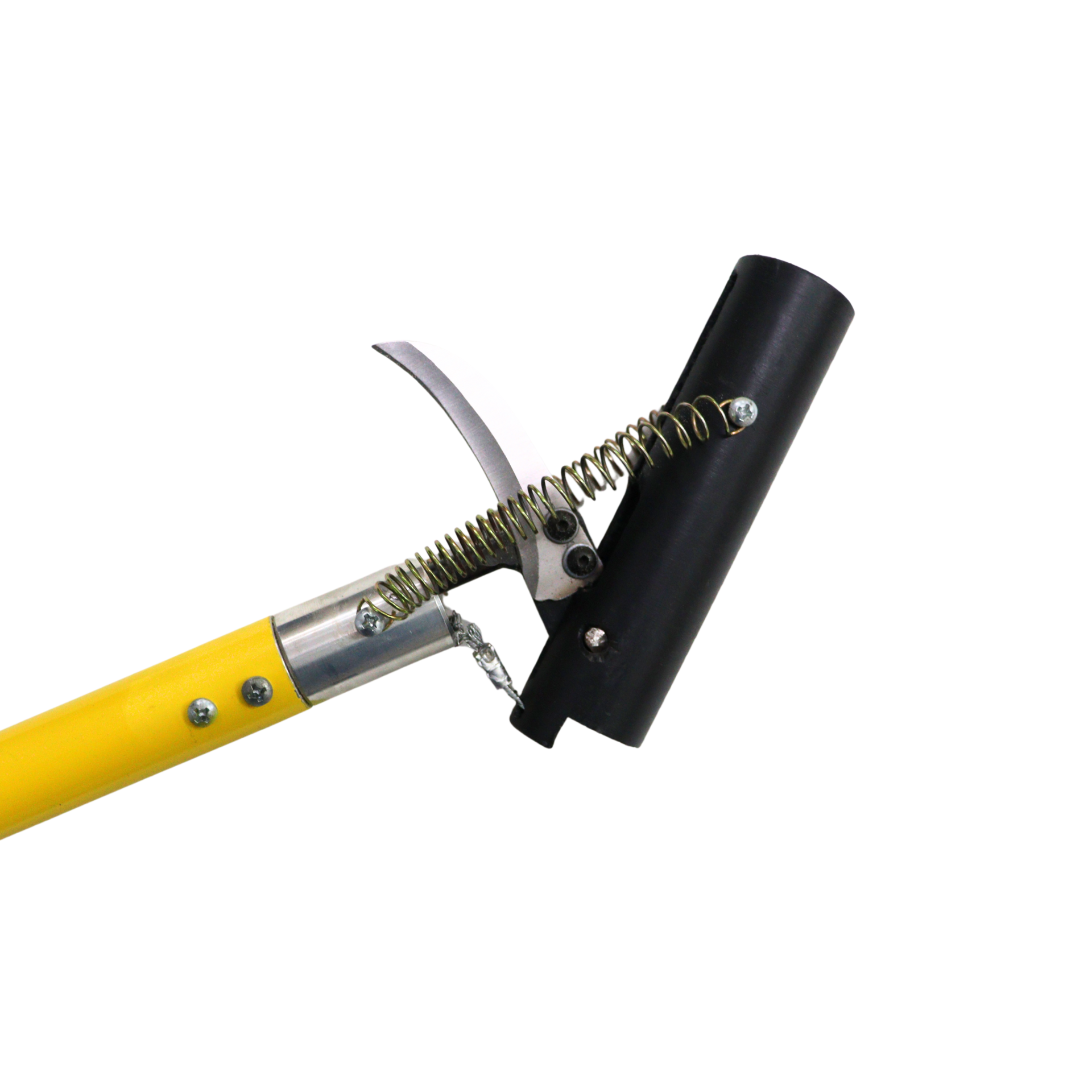 Operador utilizando o Bastão Fura Bag AGMOV para perfurar o fundo do BAG mantendo distância segura e evitando exposição direta à linha de fogo.