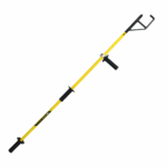 Thumbnail of http://Operador%20utilizando%20o%20Bastão%20Graneleiro%20AGMOV%20para%20manobrar%20tampas%20laterais%20de%20caminhões%20graneleiros%20com%20segurança%20e%20precisão.