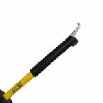 Thumbnail of http://Operador%20utilizando%20o%20Bastão%20New%20Fura%20Bag%20para%20perfurar%20o%20BAG%20com%20segurança,%20mantendo%20distância%20da%20zona%20de%20risco%20e%20evitando%20projeções%20de%20partículas.