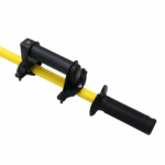 Thumbnail of http://Operador%20utilizando%20o%20Bastão%20Ventosa%20Automático%20AGMOV%20para%20movimentar%20vidros%20ou%20chapas%20metálicas%20com%20segurança%20e%20precisão.