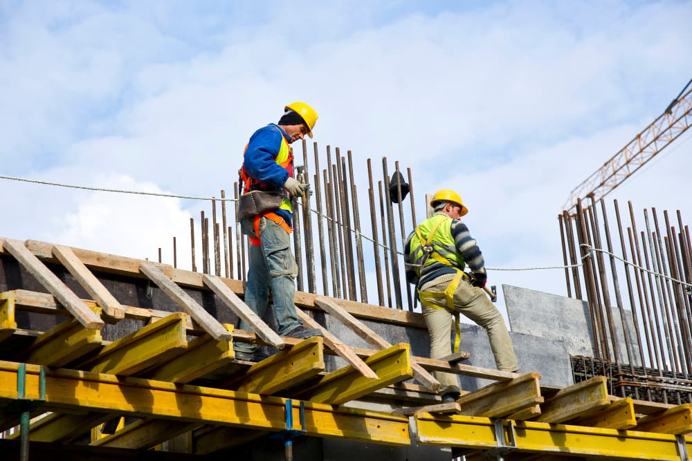 Quais equipamentos podem evitar acidentes operacionais na sua obra?